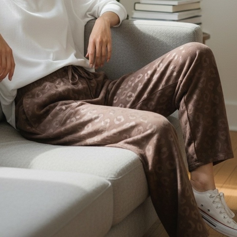Comfort Code by Cuddl Duds Brown Leopard Embossed Lounge Pants XS CLBREM